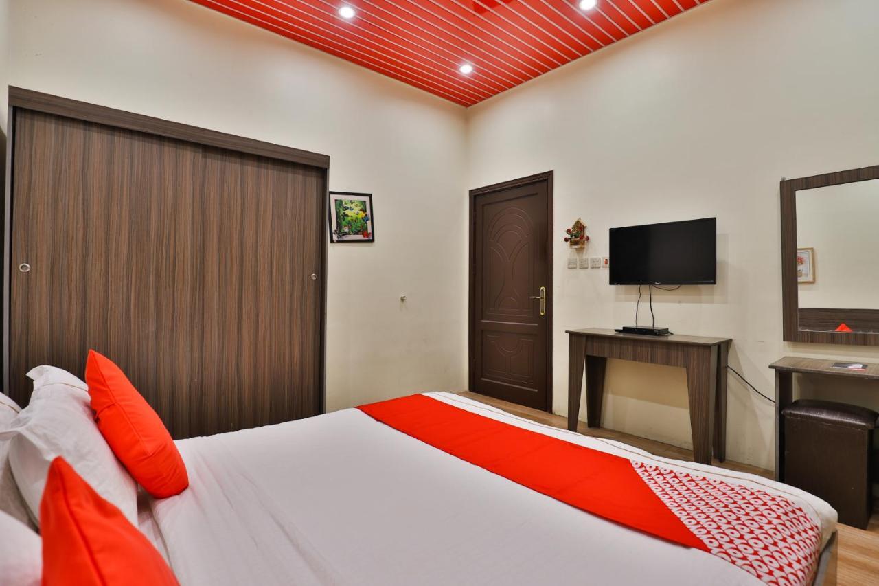 Oyo 301 Asfrine Hotel Apartment Tabuk Luaran gambar