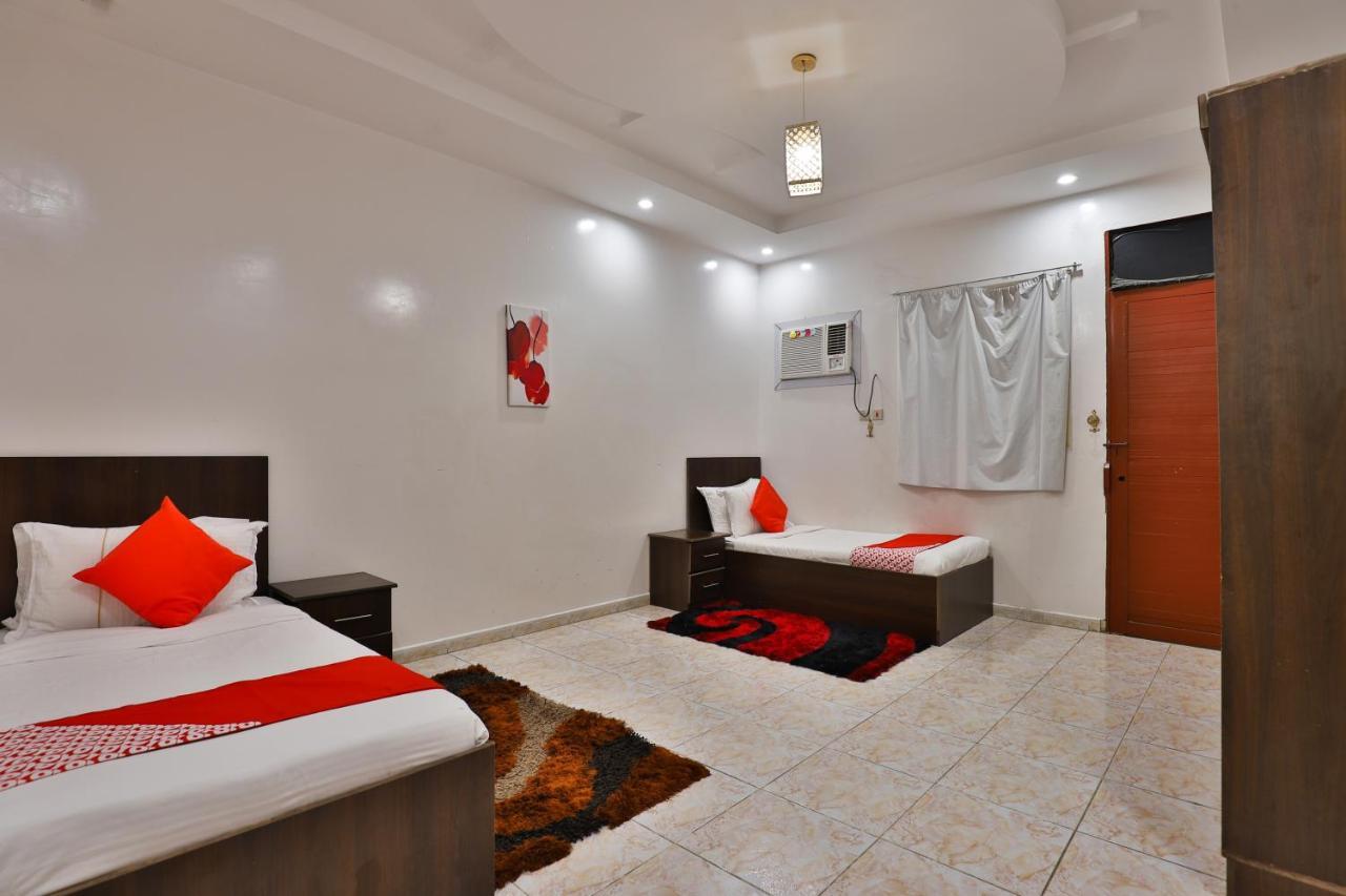 Oyo 301 Asfrine Hotel Apartment Tabuk Luaran gambar